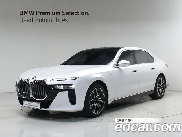 BMW 7-Series 740i xDrive M Sport — пробег 5 874 км — фото 1 из 5