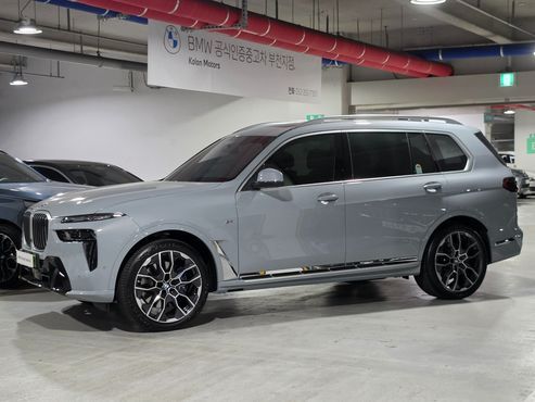 BMW X7 xDrive 40i M Sport 6STR — пробег 5 496 км — фото 1 из 5