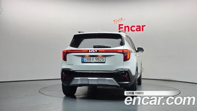 Kia Seltos из Кореи Encar
