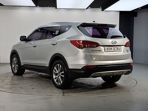 Hyundai Santafe Diesel(e-VGT) 2.2 4WD Smart — пробег 104 000 км — фото 3 из 5
