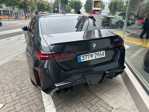 BMW M5 M5 Sedan — пробег 954 км — фото 3 из 5