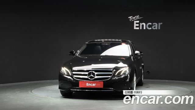 Mercedes-Benz E-Class из Кореи Encar