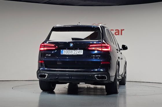 BMW X5 xDrive 30d M Sport — пробег 118 614 км — фото 4 из 5