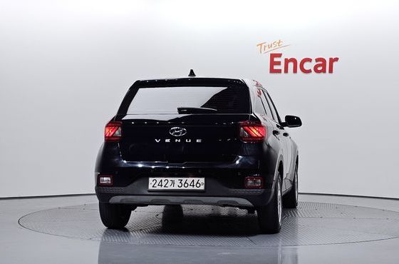 Hyundai Venue 1.6 Smart — пробег 76 840 км — фото 4 из 5