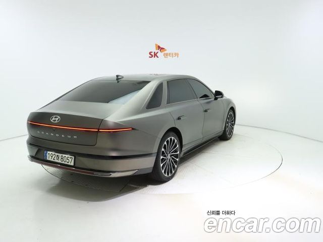 Hyundai Grandeur 2,5 Gasoline 2WD Calligraphy — пробег 76 828 км — фото 3 из 5