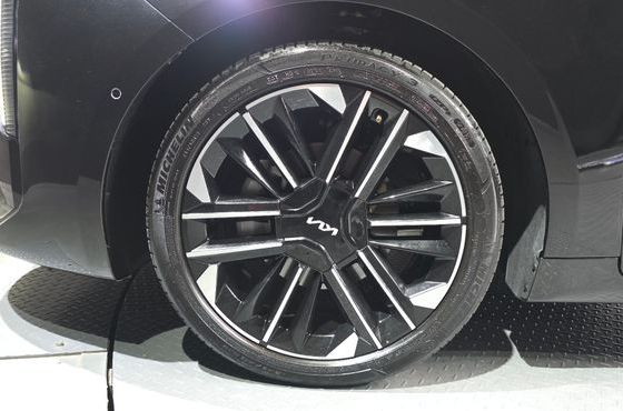 Kia K8 Signature — пробег 6 959 км — фото 5 из 5