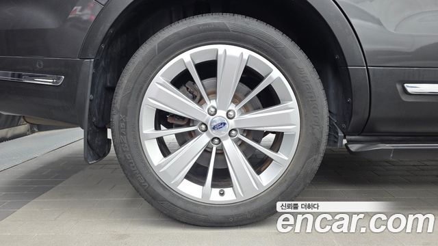 Ford Explorer 3.5 Limited 4WD 5th — пробег 95 470 км — фото 5 из 5
