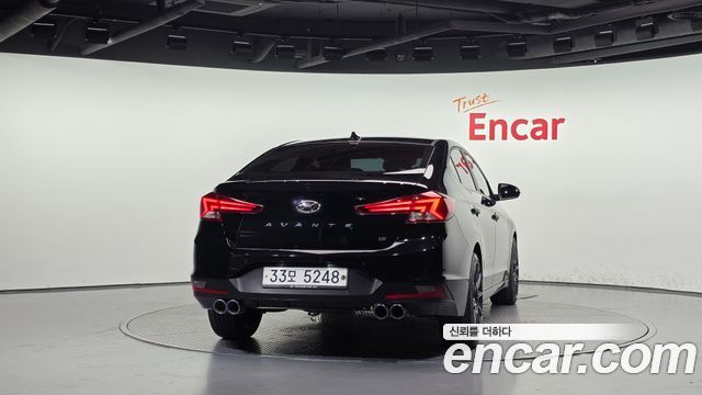 Hyundai AVANTE из Кореи Encar