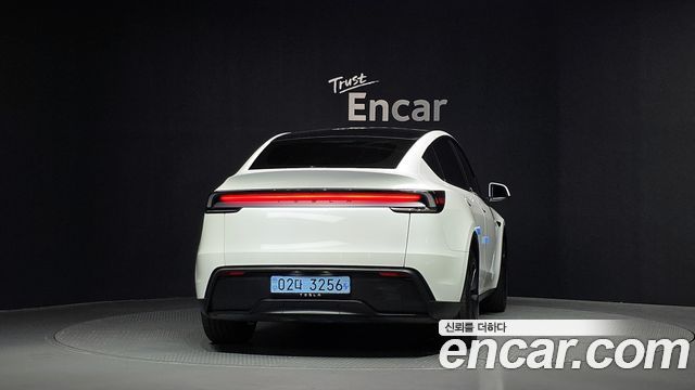 Tesla Model Y RWD — пробег 23 385 км — фото 4 из 5