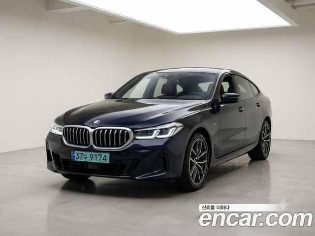 BMW i5 eDrive 40 M Sport — пробег 4 009 км — фото 1 из 5