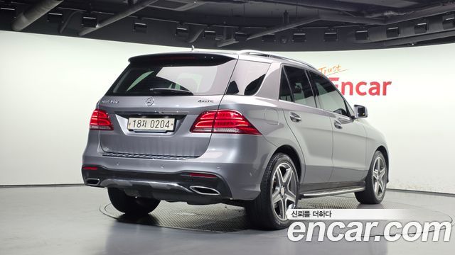 Mercedes-Benz GLE-Class GLE350 d 4MATIC — пробег 165 120 км — фото 2 из 5