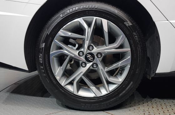 Hyundai Sonata 2.0 Premium — пробег 68 638 км — фото 5 из 5