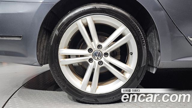 Volkswagen Passat 2.0 TDI B7 — пробег 186 007 км — фото 5 из 5