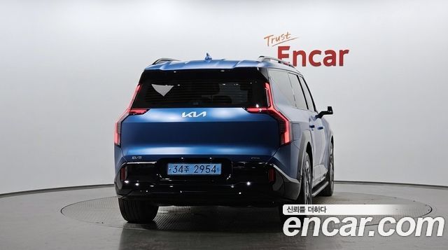 Kia EV9 из Кореи Encar