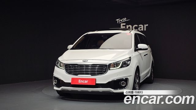 Kia Carnival Gasoline 9-seater Noblesse — пробег 132 485 км — фото 3 из 5