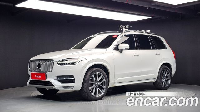 Volvo XC90 D5 Momentum — пробег 187 927 км — фото 1 из 5