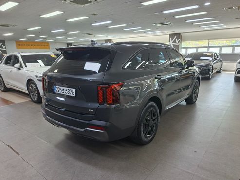 Kia Sorento HEV 1.6 2WD Signature X Line — пробег 5 055 км — фото 2 из 5