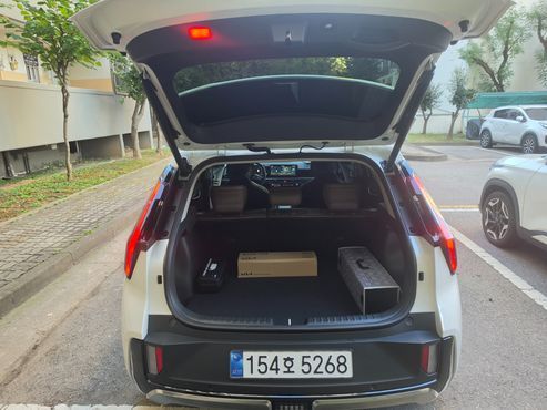 Kia Niro Prestige — пробег 150 км — фото 4 из 5