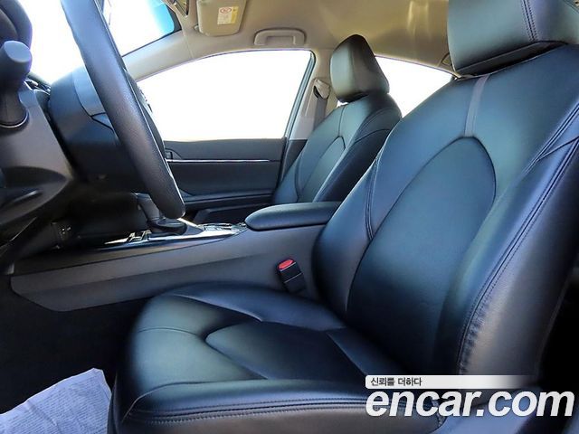 Toyota Camry 2.5 LE Hybrid — пробег 30 432 км — фото 5 из 5