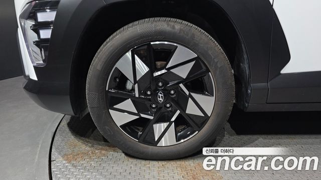 Hyundai Kona Gasoline 1.6 Turbo 2WD Premium — пробег 7 939 км — фото 5 из 5