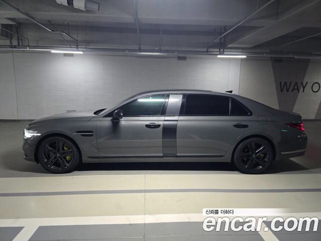 Genesis G90 5.0 AWD Limousine Prestige — пробег 85 000 км — фото 2 из 5