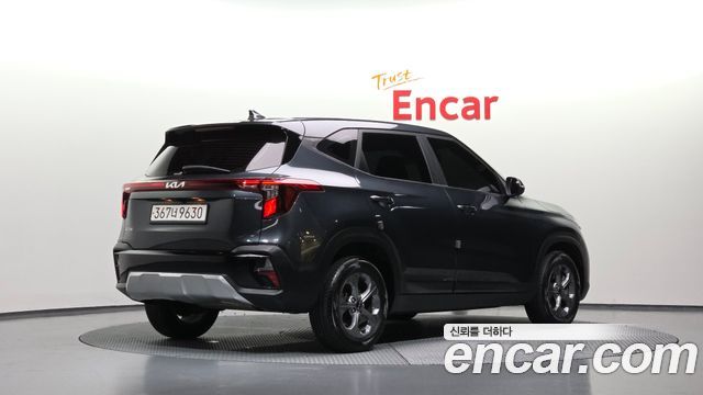 Kia Seltos из Кореи Encar