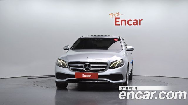 Mercedes-Benz E-Class из Кореи Encar