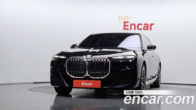 BMW i7 из Кореи Encar