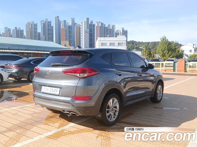 Hyundai Tucson Diesel 2.0 2WD Style — пробег 127 900 км — фото 4 из 5