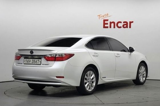 Lexus ES Supreme XV60 — пробег 92 640 км — фото 2 из 5