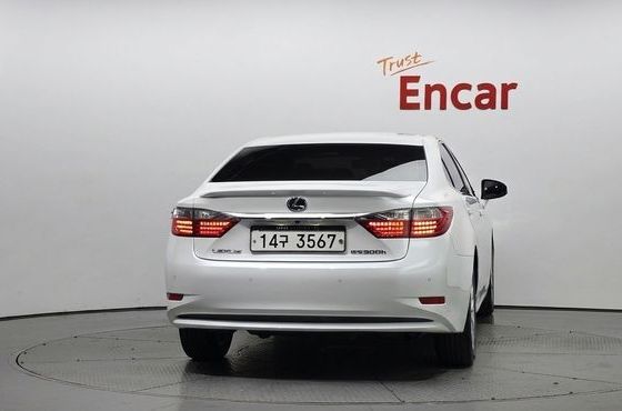 Lexus ES Supreme XV60 — пробег 92 640 км — фото 4 из 5