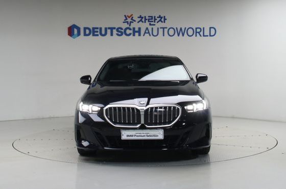 BMW 5-Series 523d M Sport — пробег 10 392 км — фото 3 из 5
