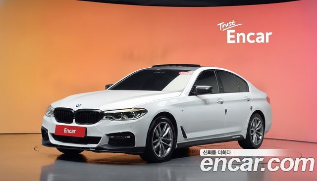 BMW 5-Series 530i xDrive M Sport Package Plus — пробег 90 911 км — фото 1 из 5