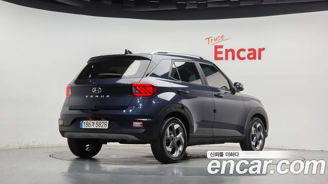 Hyundai Venue из Кореи Encar