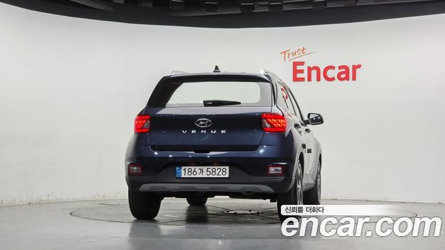 Hyundai Venue из Кореи Encar