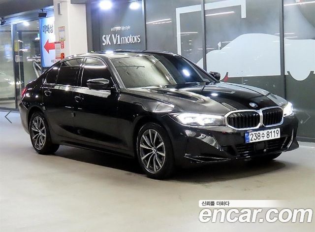 BMW 3-Series 320i — пробег 6 841 км — фото 2 из 5
