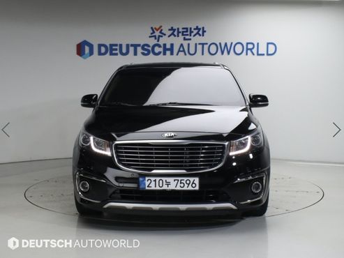 Kia Carnival 9-seater Luxury — пробег 157 396 км — фото 3 из 5