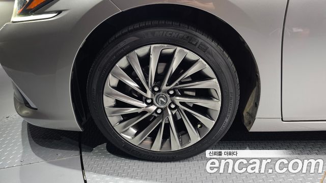 Lexus ES из Кореи Encar