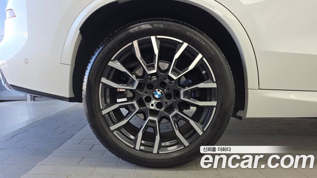 BMW X5 xDrive 40i M Sport — пробег 16 709 км — фото 5 из 5