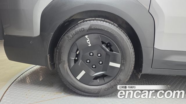 Kia PV5 Cargo Long Long Range Basic — пробег 4 385 км — фото 5 из 5