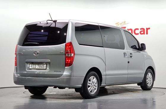 Hyundai Starex 5-Seater VAN Smart — пробег 201 541 км — фото 2 из 5