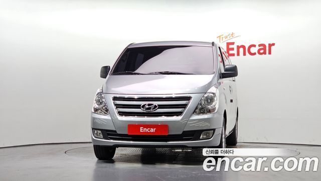Hyundai Starex 5-Seater VAN Smart — пробег 201 541 км — фото 3 из 5