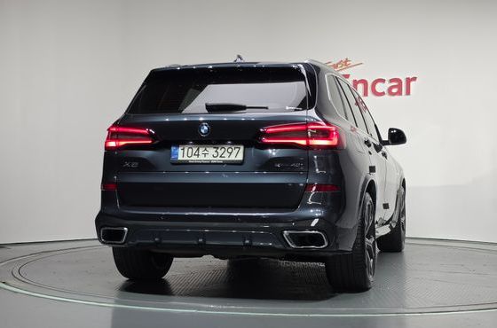 BMW X5 xDrive 40i M Sport — пробег 43 085 км — фото 4 из 5