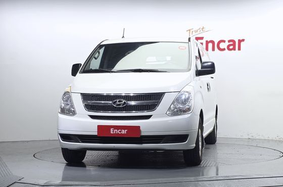 Hyundai Starex 3-Seater VAN CVX Value — пробег 296 940 км — фото 3 из 5