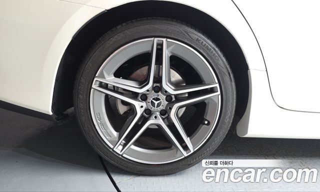 Mercedes-Benz CLS-Class из Кореи Encar