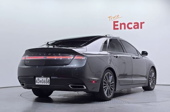 Lincoln MKZ Hybrid 2nd — пробег 165 392 км — фото 2 из 5