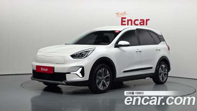 Kia Niro Earth — пробег 134 044 км — фото 1 из 5