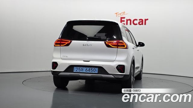 Kia Niro Earth — пробег 134 044 км — фото 4 из 5
