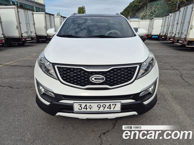 Kia Sportage Diesel 2WD TLX Deluxe — пробег 183 045 км — фото 3 из 5