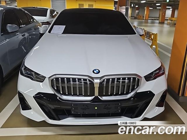 BMW 5-Series 520i M Sport — пробег 89 км — фото 1 из 5